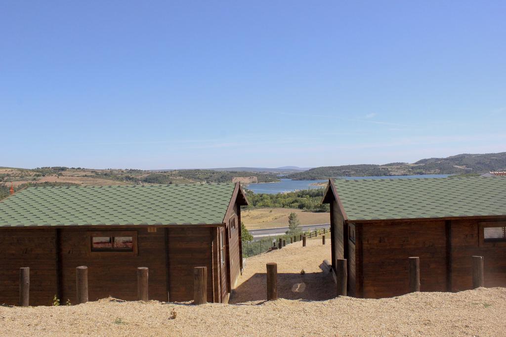 Monte Do Azibo Glamping Hotel Podence Kültér fotó