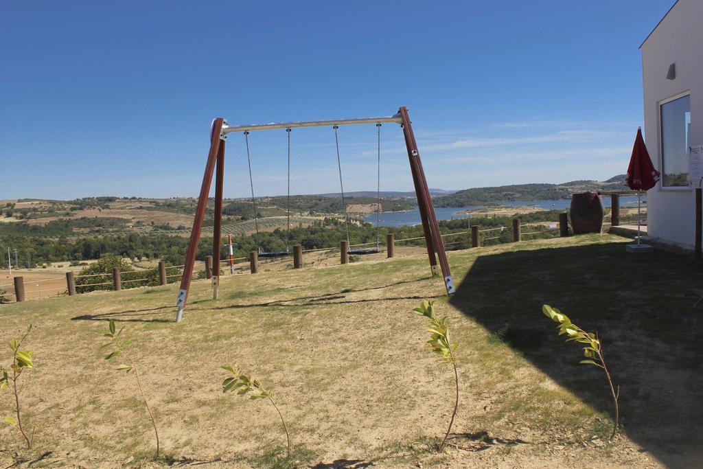 Monte Do Azibo Glamping Hotel Podence Kültér fotó
