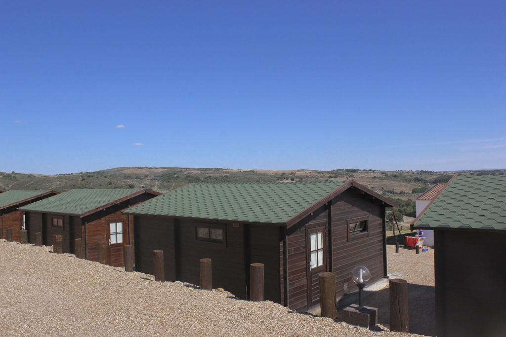 Monte Do Azibo Glamping Hotel Podence Kültér fotó