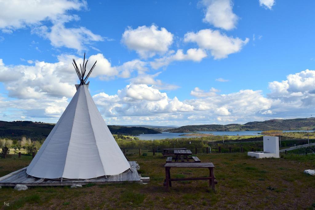 Monte Do Azibo Glamping Hotel Podence Kültér fotó